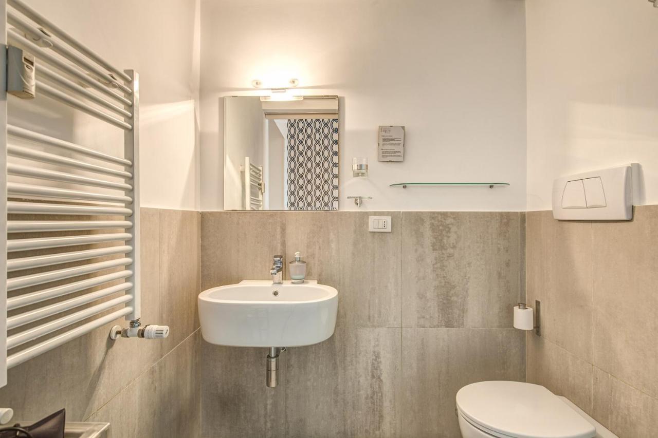 Enjoy Luxury In * Rom